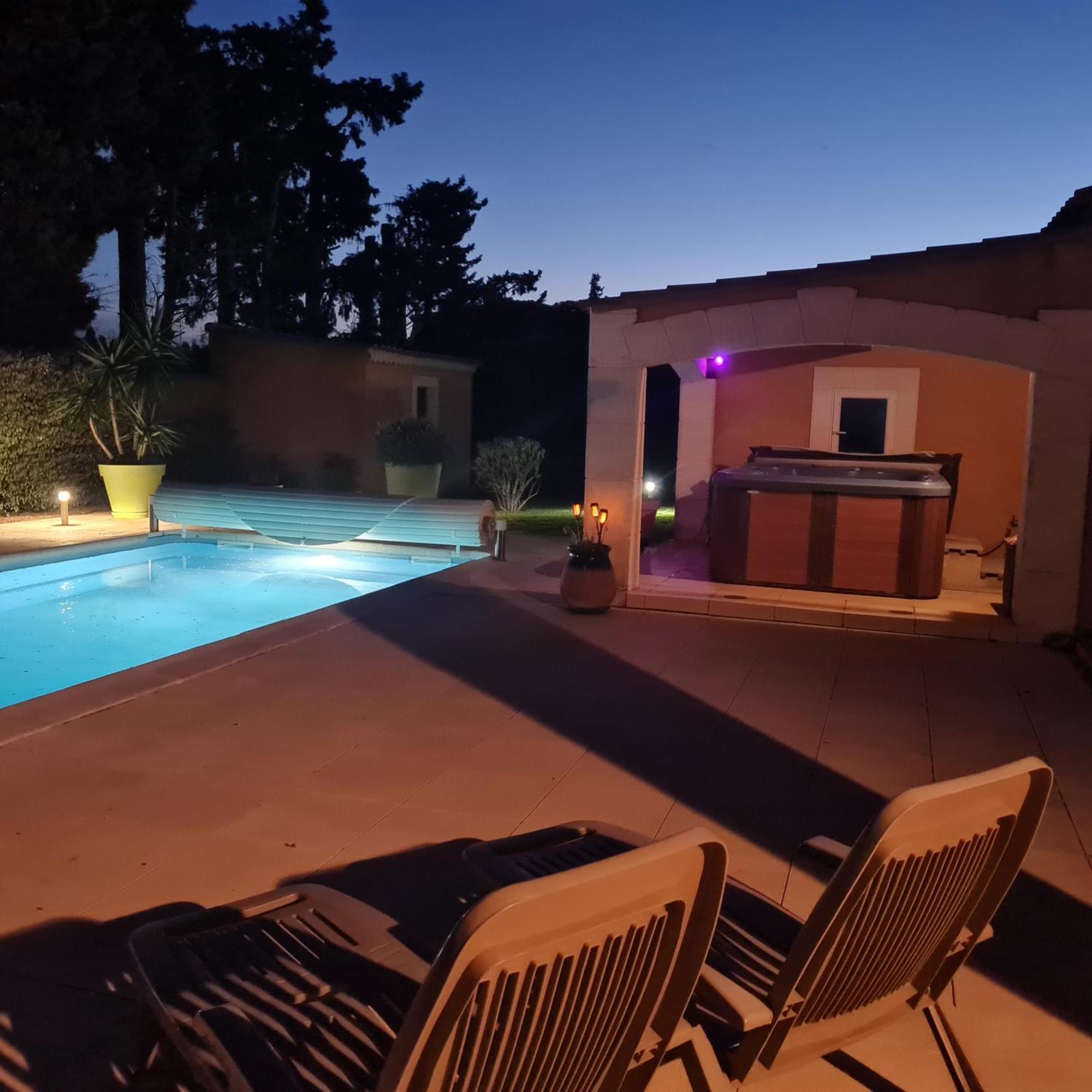 Villa Flamenca - Piscine Chauffee Châteaurenard Εξωτερικό φωτογραφία